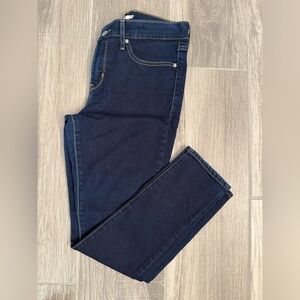 Levi’s 311 Shaping Skinny
